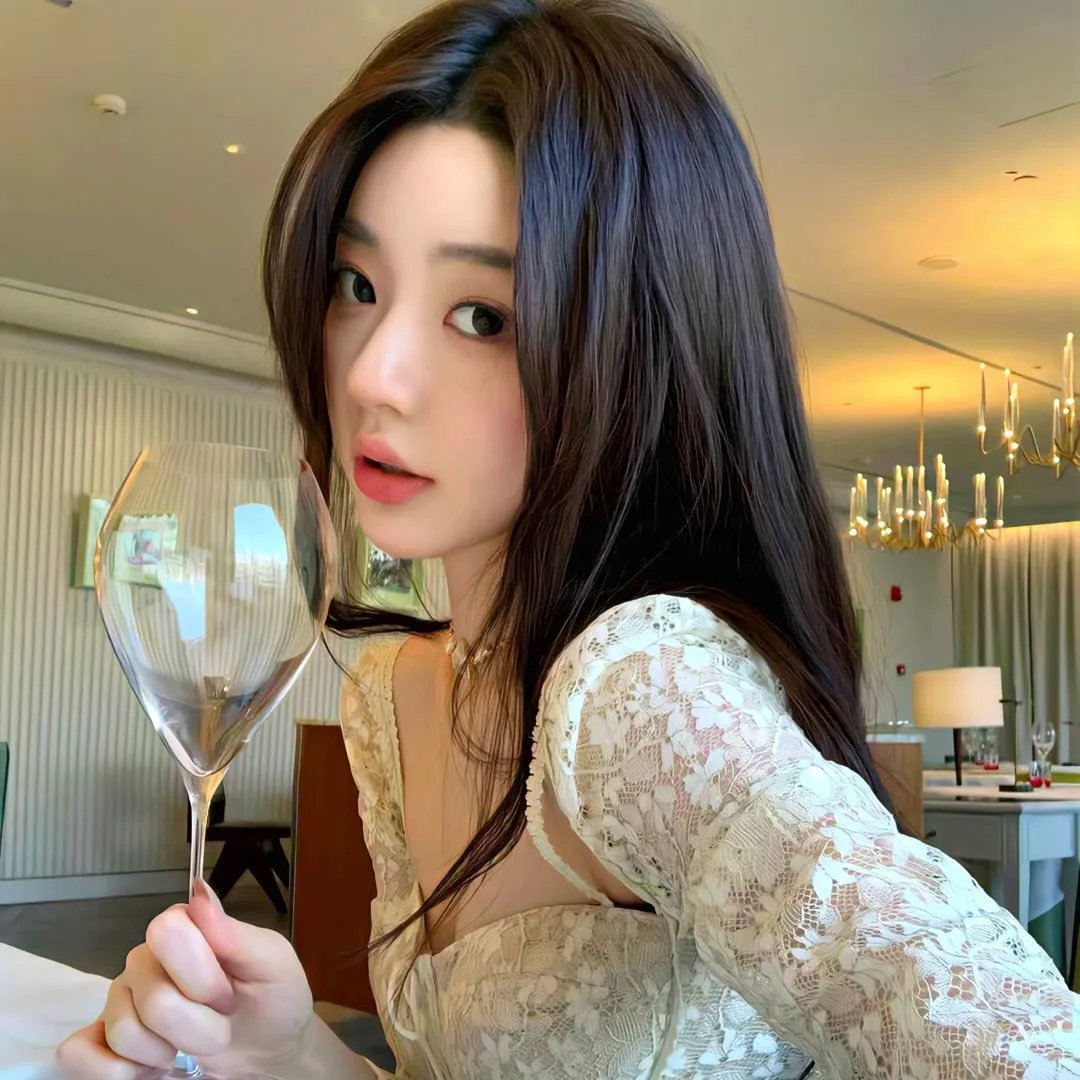 我想变成鸟,所以跳起来